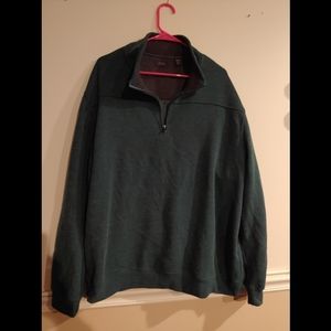 NWOT Dark Green Sweatshirt